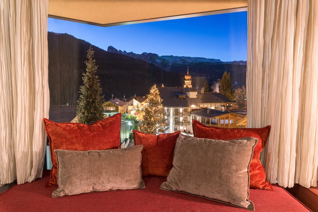 Hotel Tofana Сан-Кассіано Екстер'єр фото